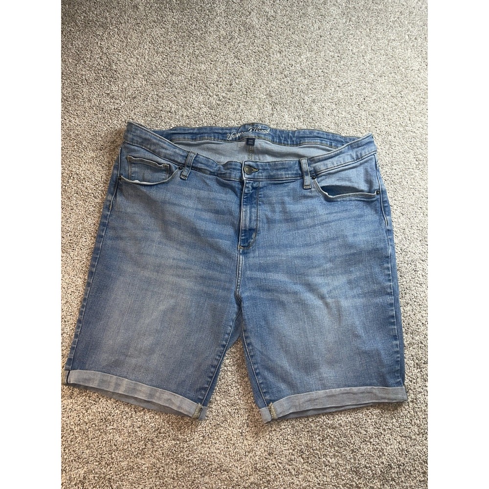 Universal Threads Cuffed Jean Shorts Bermuda Plus Size 22W